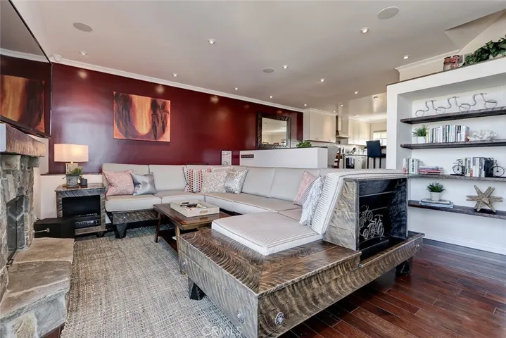 400 Calle Miramar, Redondo Beach, California 90277