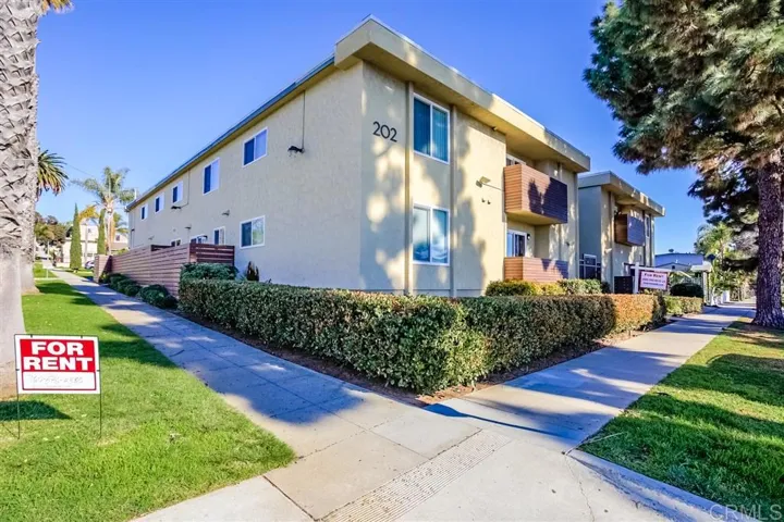202 S Nevada St. Unit F, Oceanside, California 92054