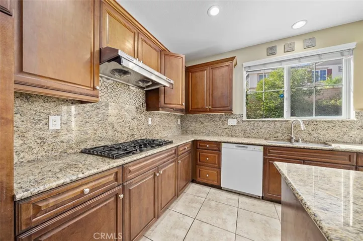 5046 Cottontail Way, Fontana, California 92336