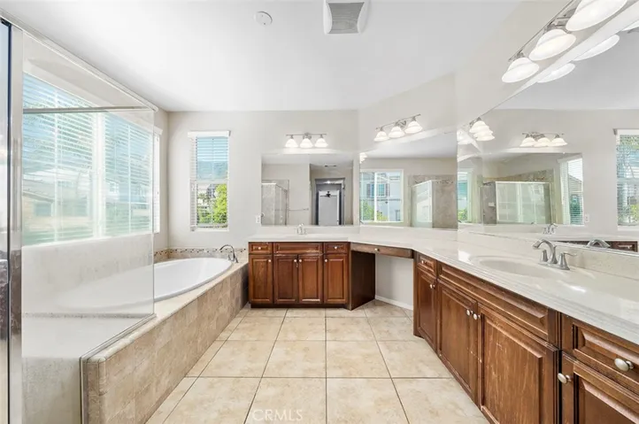 5046 Cottontail Way, Fontana, California 92336