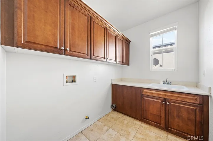 5046 Cottontail Way, Fontana, California 92336