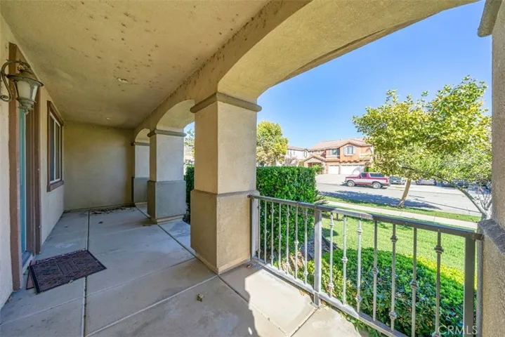 5046 Cottontail Way, Fontana, California 92336