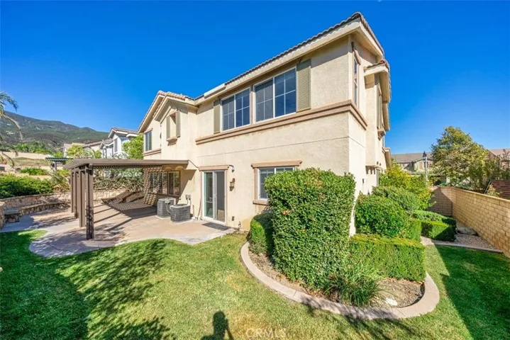 5046 Cottontail Way, Fontana, California 92336