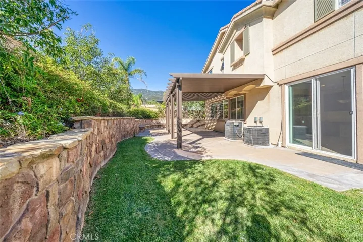 5046 Cottontail Way, Fontana, California 92336