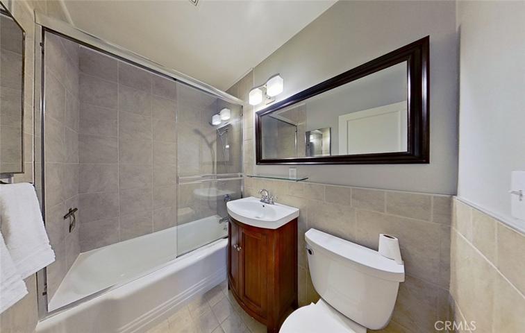 22332 Warmside Avenue, Torrance, California 90505