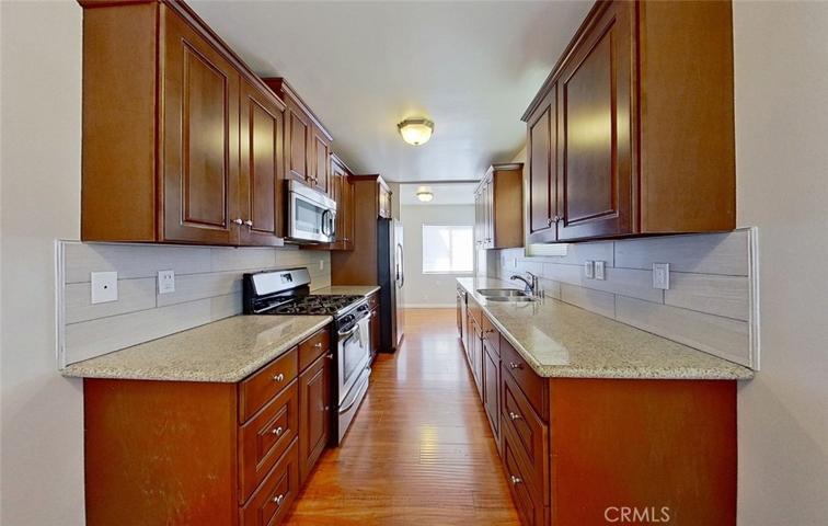 22332 Warmside Avenue, Torrance, California 90505