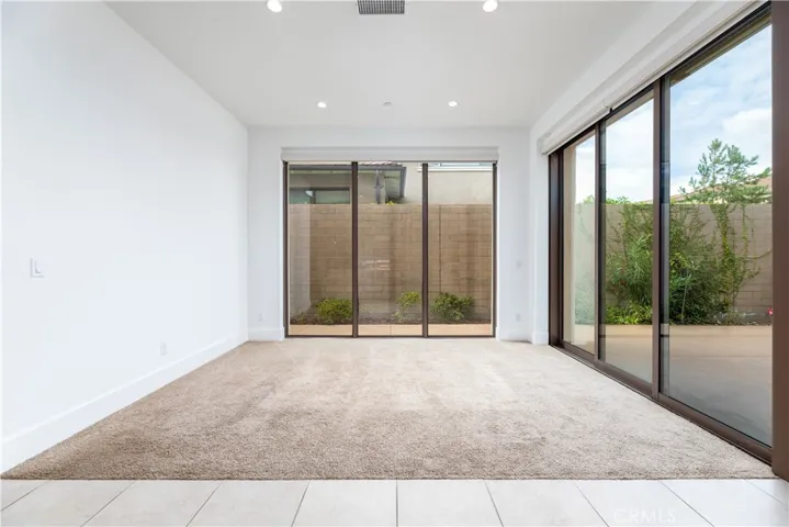 112 Locanda, Irvine, California 92602