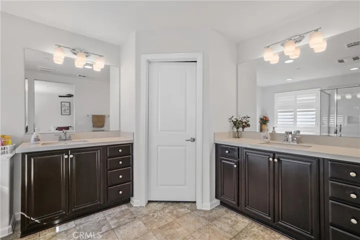 Master bathroom.