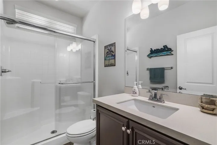 Bathroom 3.