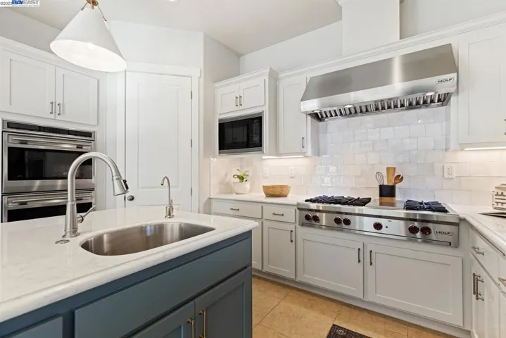 5524 Stockton Loop, Livermore, California 94550