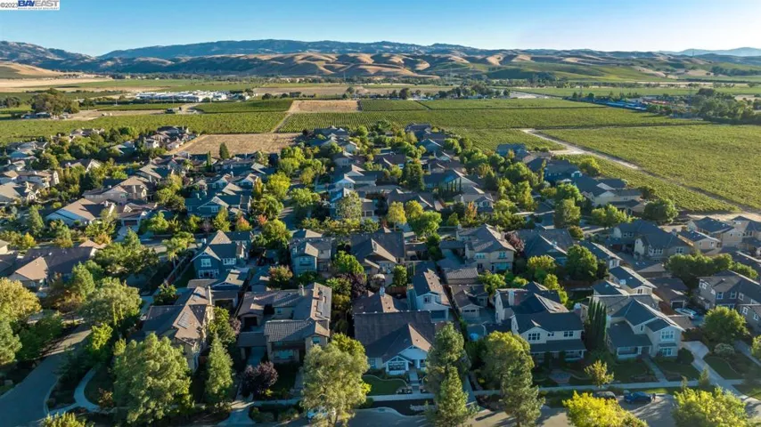 5524 Stockton Loop, Livermore, California 94550