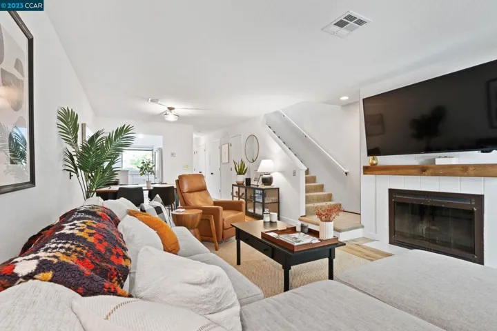 1300 Walden Rd Unit 218, Walnut Creek, California 94597