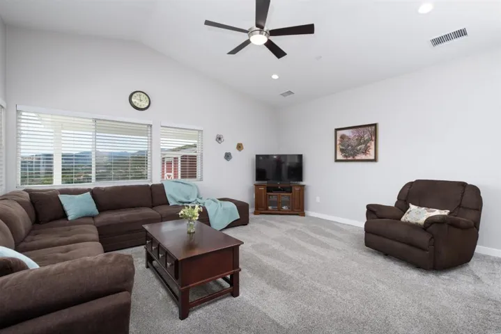 24533 Tesoro Way, Ramona, California 92065