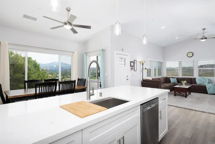 24533 Tesoro Way, Ramona, California 92065