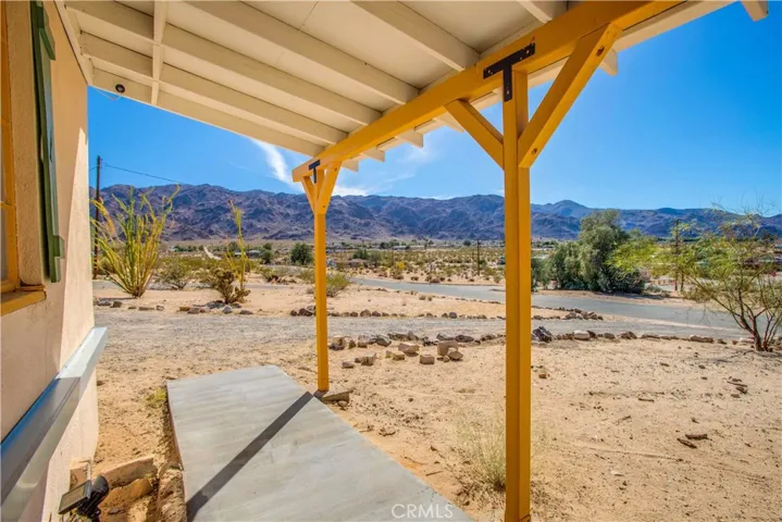 6597 Mesquite Springs Road, 29 Palms, California 92277