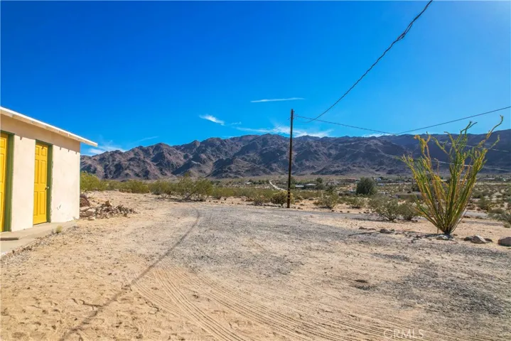 6597 Mesquite Springs Road, 29 Palms, California 92277
