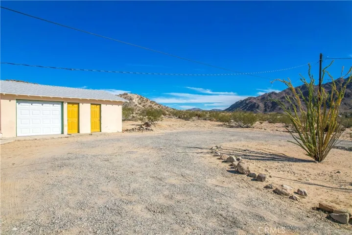 6597 Mesquite Springs Road, 29 Palms, California 92277