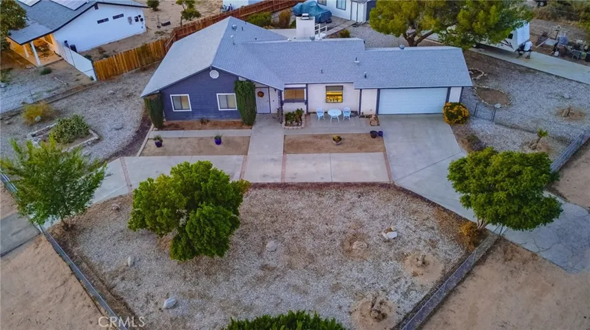 21114 Sioux Road, Apple Valley, California 92308