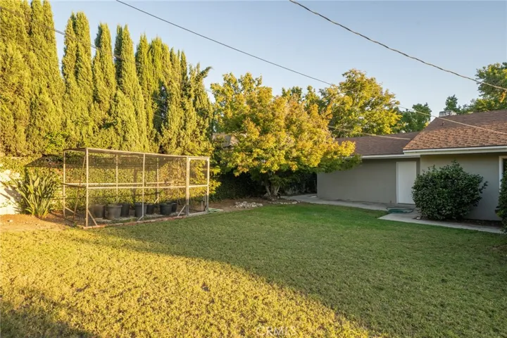 1015 Emory Drive, Claremont, California 91711
