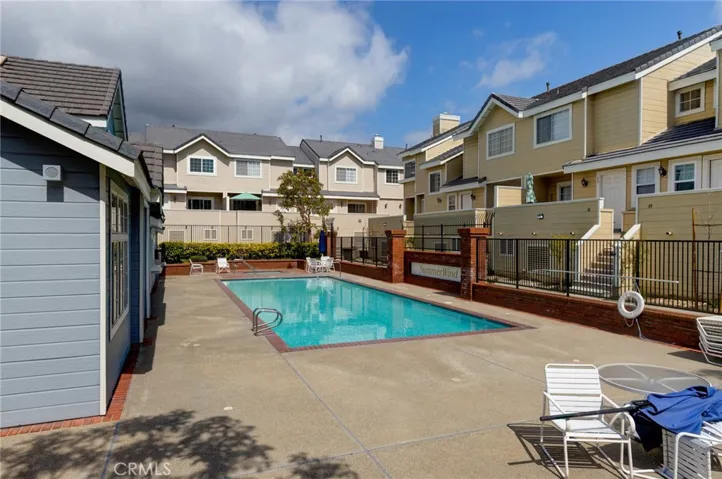 2800 Plaza Del Amo Unit 225, Torrance, California 90503
