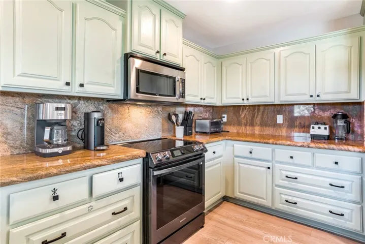 8254 Balsa Avenue, Yucca Valley, California 92284