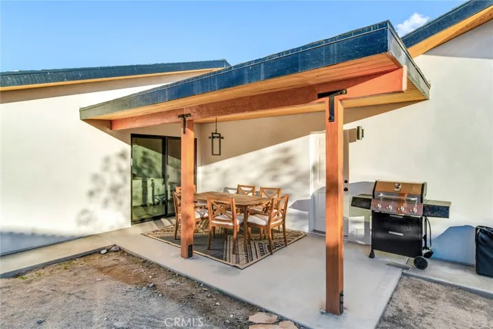 8254 Balsa Avenue, Yucca Valley, California 92284