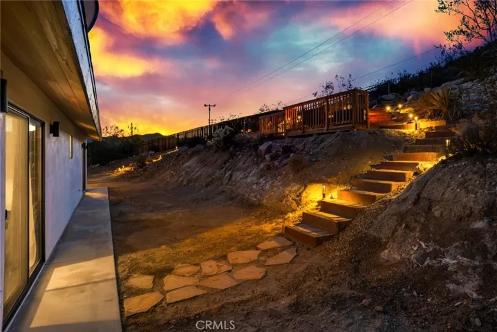 8254 Balsa Avenue, Yucca Valley, California 92284