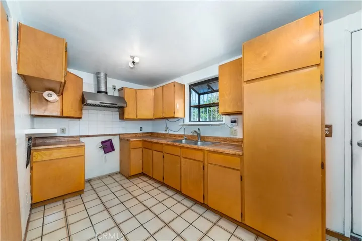 1313 S Meeker Avenue, West Covina, California 91790