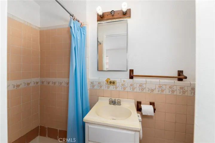 1313 S Meeker Avenue, West Covina, California 91790