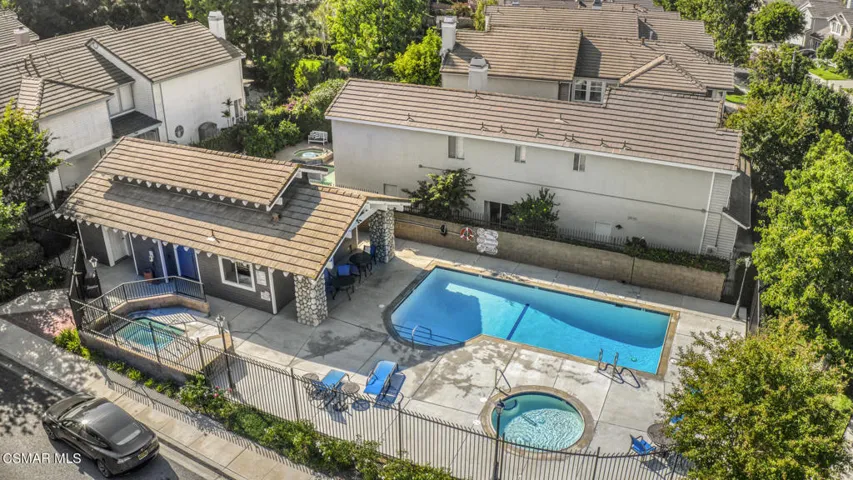 Community Pool & Spa