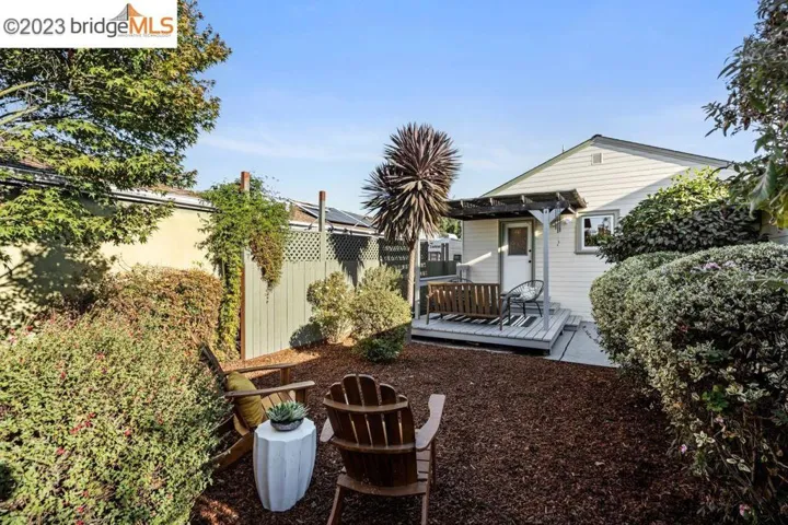 2915 Modesto Ave, Oakland, California 94619