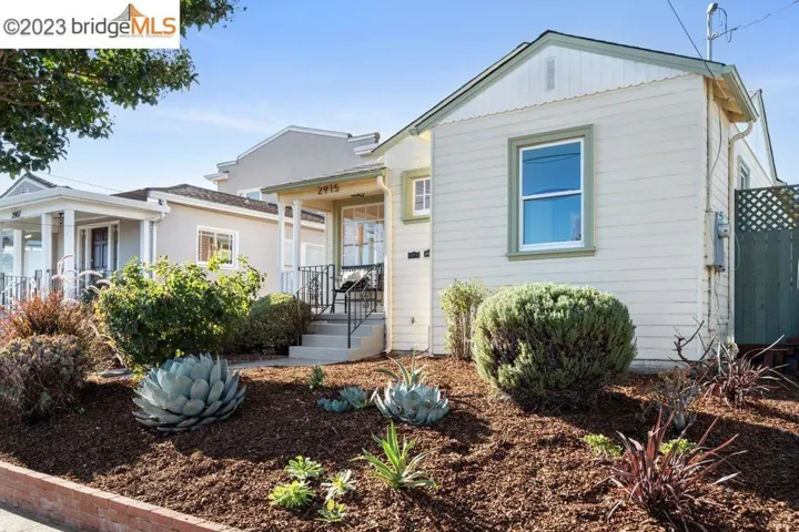 2915 Modesto Ave, Oakland, California 94619