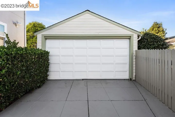 2915 Modesto Ave, Oakland, California 94619