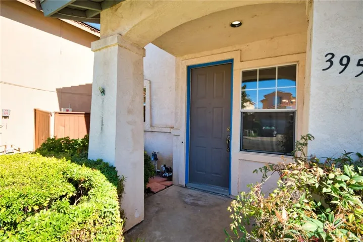 39574 April Drive, Temecula, California 92591