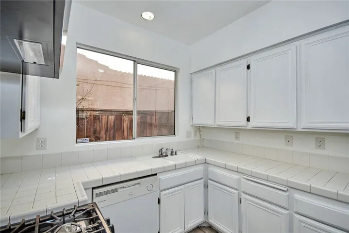 39574 April Drive, Temecula, California 92591