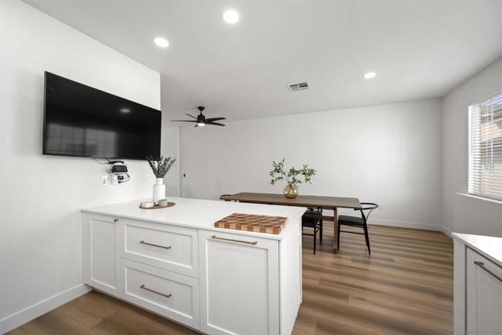 106 W Douglas Ave, El Cajon, California 92020