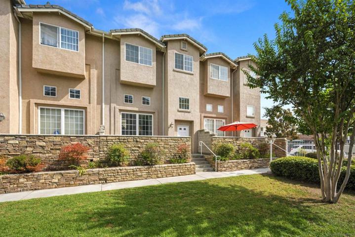 106 W Douglas Ave, El Cajon, California 92020