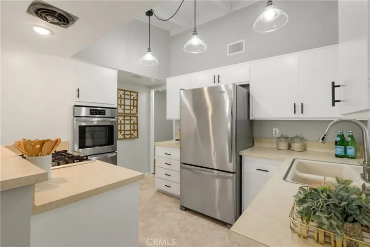 844 S Prospero Drive, Glendora, California 91740