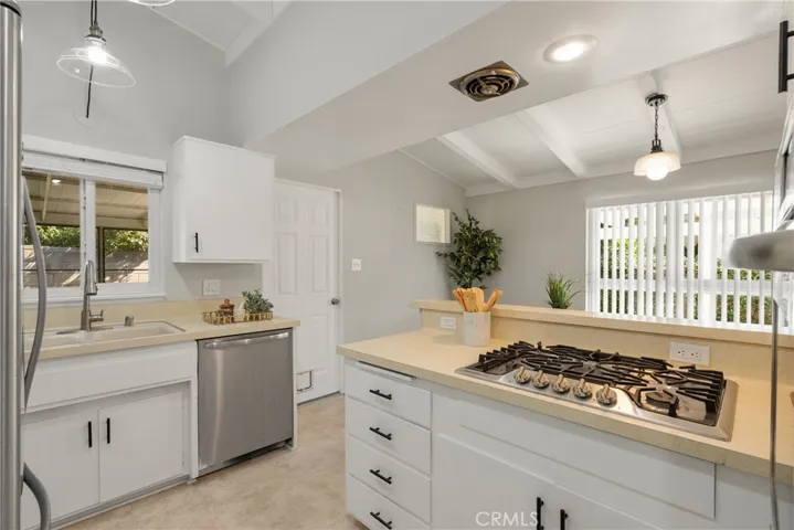 844 S Prospero Drive, Glendora, California 91740