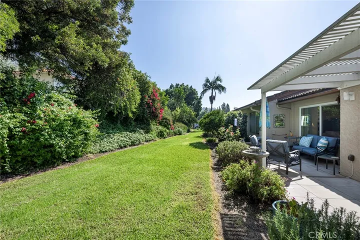 The grounds are stunning and create a serene and peaceful place to enjoy your morning coffee or evening Cocktail!