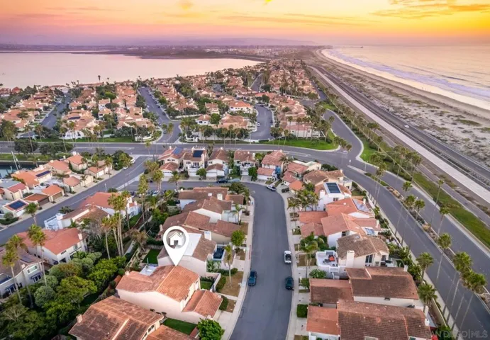89 Trinidad Bnd, Coronado, California 92118