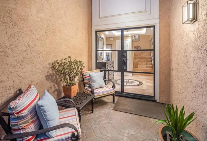 89 Trinidad Bnd, Coronado, California 92118
