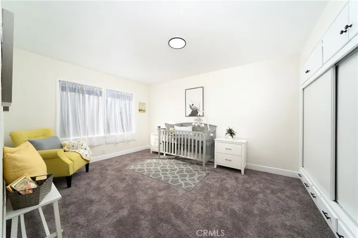 Front House 3 Bed/1 Bath