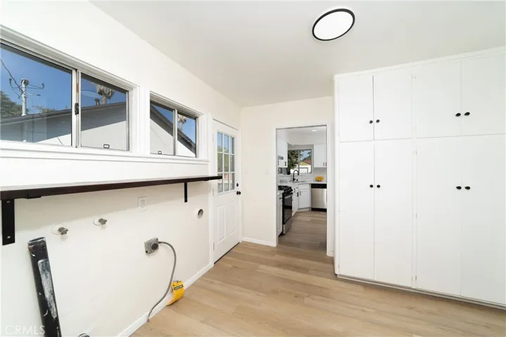 Front House 3 Bed/1 Bath