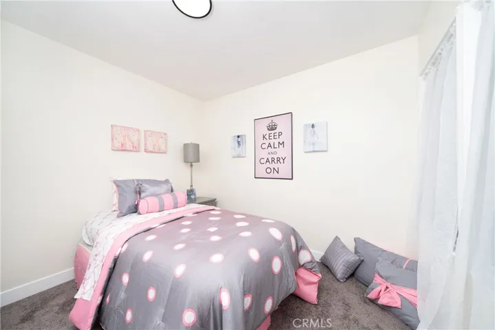 Front House 3 Bed/1 Bath