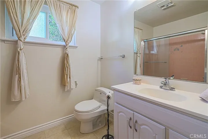 22308 Lanark Street, Canoga Park, California 91304