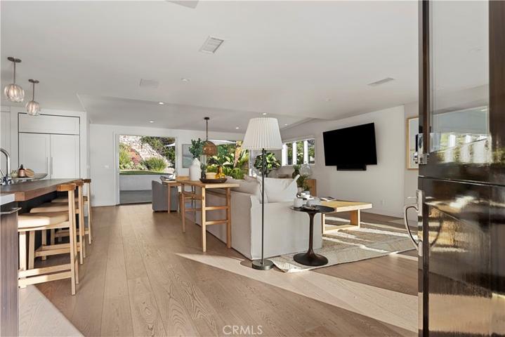 30812 Driftwood Drive, Laguna Beach, California 92651
