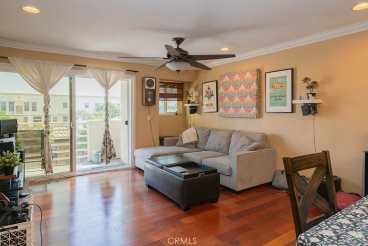 1055 Orizaba Avenue Unit 15, Long Beach, California 90804
