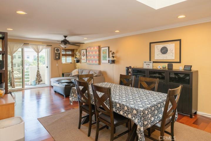 1055 Orizaba Avenue Unit 15, Long Beach, California 90804