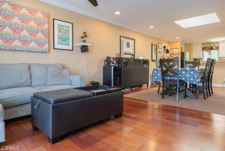 1055 Orizaba Avenue Unit 15, Long Beach, California 90804